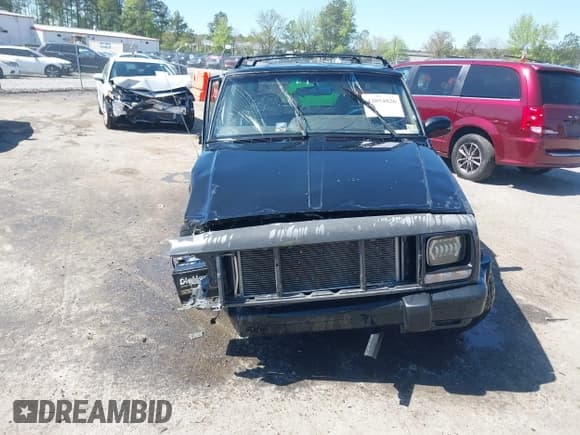 ✅ 1998 Jeep Cherokee Sport • VIN: 1J4FJ68S9WL124723 • Лот: 42054826. Опубликован ранее на IAAI с пробегом 232 706 миль. Бесплатный доступ к архиву аукционных продаж из США и подробный отчёт об истории автомобиля на DreamBid. Изображение 12.