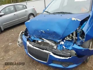 ✅ 2010 Chevrolet Aveo 1LT • VIN: KL1TD6DE7AB120126 • Lot: 41512175. Wystawiony na IAAI z przebiegiem 95 243 mil. Bezpłatny archiwum sprzedaży aukcyjnych z USA i szczegółowy raport historii pojazdu na DreamBid. Zdjęcie 6.