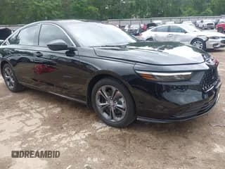 ✅ 2025 Honda Accord EX-L • VIN: 1HGCY2F62SA000321 • Lot: 41959699. Wystawiony na IAAI z przebiegiem 20 889 mil. Bezpłatny archiwum sprzedaży aukcyjnych z USA i szczegółowy raport historii pojazdu na DreamBid. Zdjęcie 1.