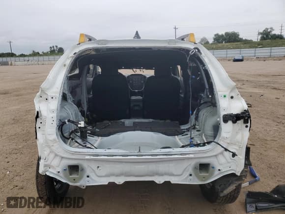 ✅ 2024 Subaru Crosstrek Wilderness • VIN: 4S4GUHT68R3834929 • Lot: 71218705. Listed on Copart with 4,717 mi. Free auction sales archive from the USA and detailed vehicle history report at DreamBid. Image 6.