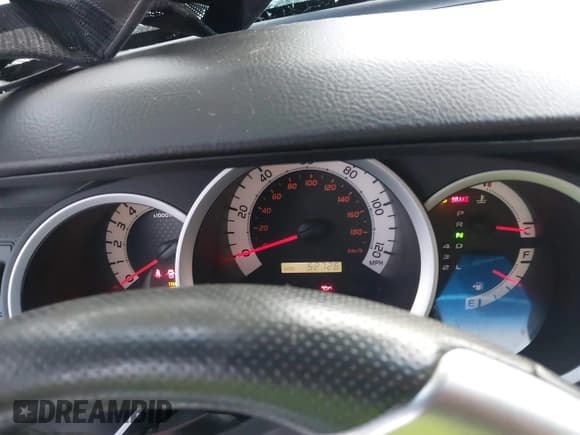 ✅ 2015 Toyota Tacoma PreRunner • VIN: 3TMJU4GN1FM184419 • Lot: 41102082. Listed on IAAI with 52,726 mi. Free auction sales archive from the USA and detailed vehicle history report at DreamBid. Image 15.