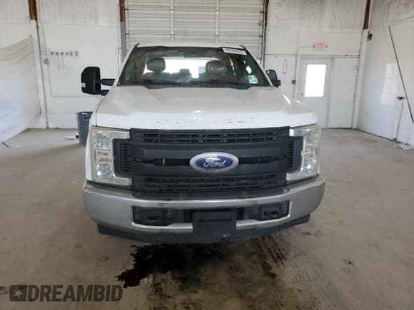 ✅ 2017 Ford F-250 XL • VIN: 1FT7W2A66HEB19567 • Лот: 49328415. Опубликован ранее на Copart с пробегом 195 877 миль. Бесплатный доступ к архиву аукционных продаж из США и подробный отчёт об истории автомобиля на DreamBid. Изображение 5.