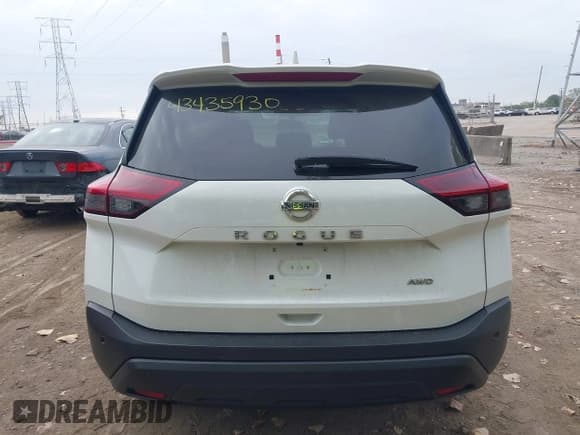 ✅ 2021 Nissan Rogue S • VIN: 5N1AT3AB5MC698697 • Lot: 43435930. Wystawiony na IAAI z przebiegiem 69 791 mil. Bezpłatny archiwum sprzedaży aukcyjnych z USA i szczegółowy raport historii pojazdu na DreamBid. Zdjęcie 16.