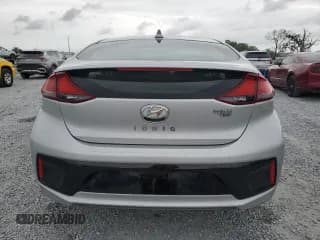 ✅ 2019 Hyundai Ioniq Blue • VIN: KMHC65LC2KU124017 • Lot: 52077865. Wystawiony na Copart z przebiegiem 90 774 mil. Bezpłatny archiwum sprzedaży aukcyjnych z USA i szczegółowy raport historii pojazdu na DreamBid. Zdjęcie 6.