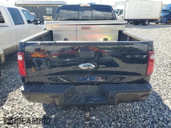 ✅ 2016 Ford F-250 Lariat • VIN: 1FT7W2BTXGEA09561 • Лот: 83820075. Опубликован ранее на Copart с пробегом 260 349 миль. Бесплатный доступ к архиву аукционных продаж из США и подробный отчёт об истории автомобиля на DreamBid. Изображение 6.