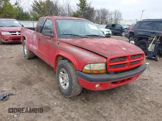 ✅ 2002 Dodge Dakota Sport • VIN: 1B7GL32XX2S558947 • Lot: 41538339. Wystawiony na IAAI z przebiegiem 126 150 mil. Bezpłatny archiwum sprzedaży aukcyjnych z USA i szczegółowy raport historii pojazdu na DreamBid. Zdjęcie 1.