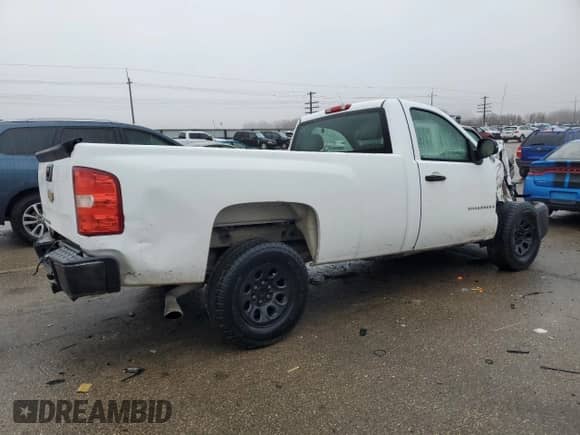 2008 Chevrolet Silverado 1500 Work Truck with VIN 1GCEC14C28E120663, listed as a Copart auction lot 84678714 with 290,153 mi miles and Salvage title. Bid and sale history available at DreamBid. Image 3.