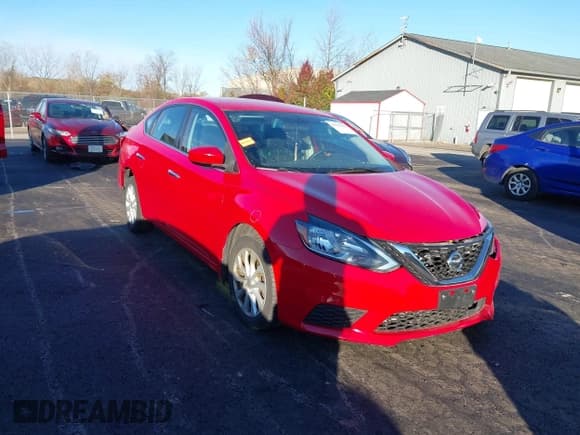✅ 2018 Nissan Sentra SV • VIN: 3N1AB7AP1JL635819 • Lot: 43613156. Wystawiony na IAAI z przebiegiem 81 317 mil. Bezpłatny archiwum sprzedaży aukcyjnych z USA i szczegółowy raport historii pojazdu na DreamBid. Zdjęcie 1.