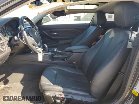 ✅ 2015 BMW 4 Series 428i • VIN: WBA3N3C52FK233718 • Лот: 63204215. Опубликован ранее на Copart с пробегом 159 600 миль. Бесплатный доступ к архиву аукционных продаж из США и подробный отчёт об истории автомобиля на DreamBid. Изображение 7.