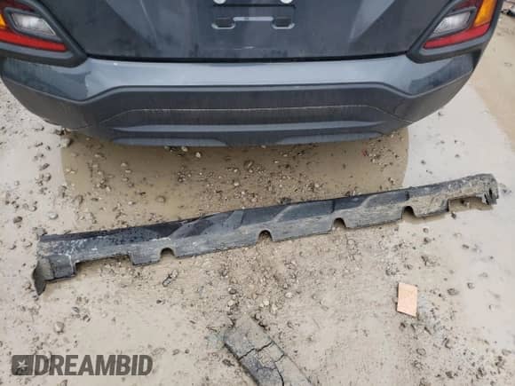 2020 Hyundai Kona SEL with VIN KM8K22AA1LU523042, listed as a Copart auction lot 71106232 with 42,282 mi miles and . Bid and sale history available at DreamBid. Image 14.