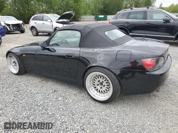 ✅ 2000 Honda S2000 • VIN: JHMAP1143YT008383 • Lot: 56926725. Wystawiony na Copart z przebiegiem 110 162 mil. Bezpłatny archiwum sprzedaży aukcyjnych z USA i szczegółowy raport historii pojazdu na DreamBid. Zdjęcie 2.