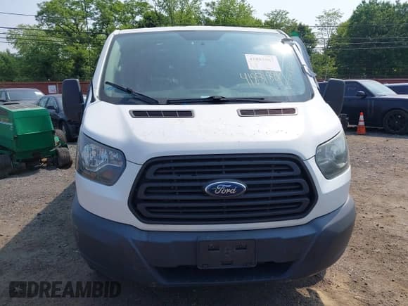 ✅ 2015 Ford Transit Cargo • VIN: 1FTNR1YM6FKB00237 • Лот: 41881887. Опубликован ранее на IAAI с пробегом 97 274 миль. Бесплатный доступ к архиву аукционных продаж из США и подробный отчёт об истории автомобиля на DreamBid. Изображение 12.