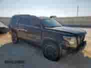 2019 Chevrolet Tahoe LT z VIN 1GNSCBKC2KR118169, wystawiony jako Copart lot #85701705 z przebiegiem 113 918 mil mil oraz Czysty tytuł • Clean title. Historia ofert i sprzedaży dostępna na DreamBid. Obrazek 4.