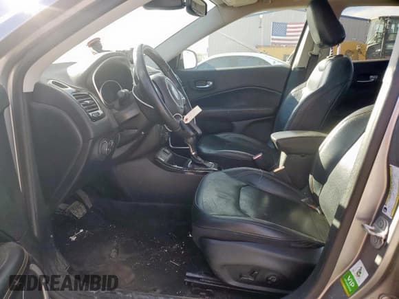 ✅ 2019 Jeep Compass Limited • VIN: 3C4NJCCBXKT788616 • Lot: 93014405. Listed on Copart with 85,799 mi. Free auction sales archive from the USA and detailed vehicle history report at DreamBid. Image 7.