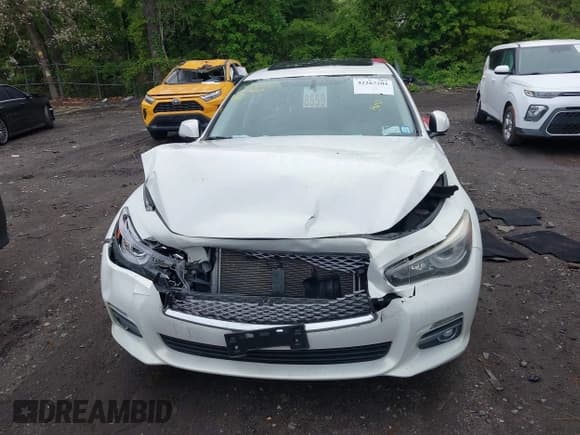 ✅ 2015 Infiniti Q50 Premium • VIN: JN1BV7AR1FM405143 • Lot: 42267204. Wystawiony na IAAI z przebiegiem 120 886 mil. Bezpłatny archiwum sprzedaży aukcyjnych z USA i szczegółowy raport historii pojazdu na DreamBid. Zdjęcie 12.