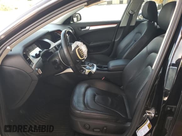 ✅ 2012 Audi A4 Premium Plus • VIN: WAUHFAFL3CA100713 • Лот: 44629825. Опубликован ранее на Copart с пробегом 171 220 миль. Бесплатный доступ к архиву аукционных продаж из США и подробный отчёт об истории автомобиля на DreamBid. Изображение 7.