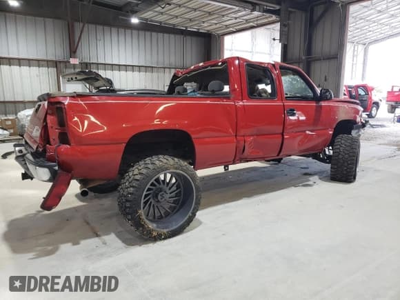 ✅ 2003 Chevrolet Silverado 1500 LS • VIN: 2GCEK19T331128213 • Лот: 79412224. Опубликован ранее на Copart с пробегом Не указан. Бесплатный доступ к архиву аукционных продаж из США и подробный отчёт об истории автомобиля на DreamBid. Изображение 3.