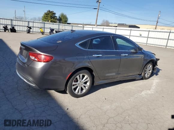 ✅ 2015 Chrysler 200 Limited • VIN: 1C3CCCAB8FN652015 • Lot: 91678665. Listed on Copart with 90,187 mi. Free auction sales archive from the USA and detailed vehicle history report at DreamBid. Image 3.
