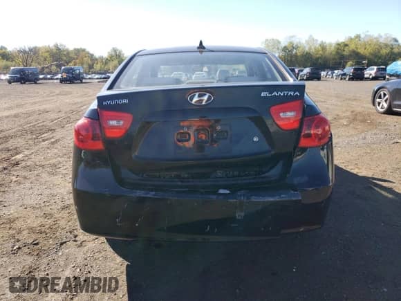 2009 Hyundai Elantra GLS с VIN KMHDU46D09U819177, выставлен на аукционе Copart как лот 86110365 с пробегом 178 362 миль миль и Списание • Salvage title. История ставок и продаж доступна на DreamBid. Изображение 6.