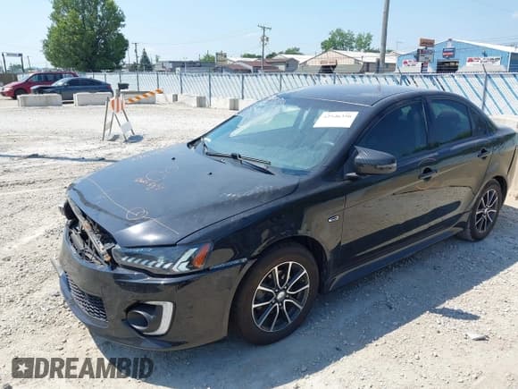 ✅ 2017 Mitsubishi Lancer ES • VIN: JA32U2FU9HU008720 • Лот: 42936356. Опубликован ранее на IAAI с пробегом 81 580 миль. Бесплатный доступ к архиву аукционных продаж из США и подробный отчёт об истории автомобиля на DreamBid. Изображение 2.