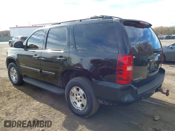 2008 Chevrolet Tahoe LTZ с VIN 1GNFK13028R277270, выставлен на аукционе IAAI как лот 43616426 с пробегом 300 363 миль миль и . История ставок и продаж доступна на DreamBid. Изображение 3.