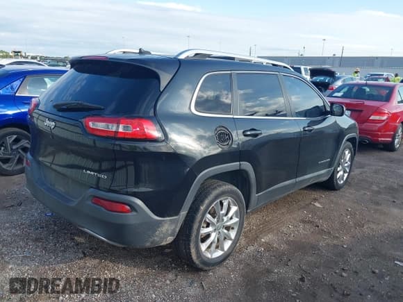 ✅ 2014 Jeep Cherokee Limited • VIN: 1C4PJLDB8EW129746 • Lot: 40778627. Wystawiony na IAAI z przebiegiem 231 265 mil. Bezpłatny archiwum sprzedaży aukcyjnych z USA i szczegółowy raport historii pojazdu na DreamBid. Zdjęcie 4.