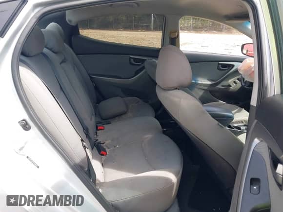 ✅ 2013 Hyundai Elantra GLS • VIN: 5NPDH4AE1DH220042 • Lot: 43321412. Wystawiony na IAAI z przebiegiem 160 000 mil mil. Skorzystaj z bezpłatnego archiwum sprzedaży aukcyjnych z USA i zobacz szczegółowy raport historii pojazdu na DreamBid. Zdjęcie 8.