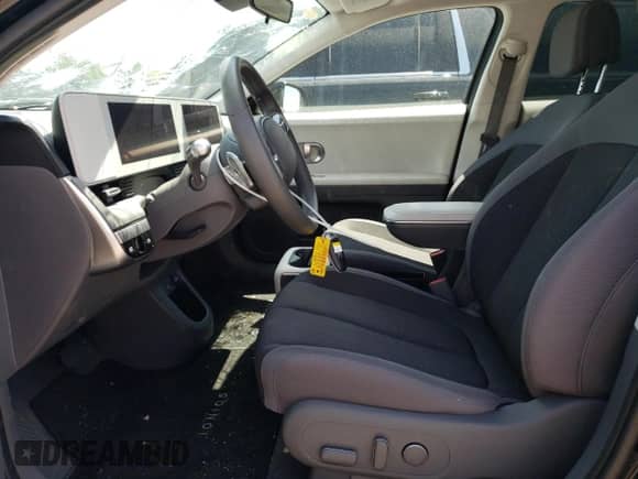 2024 Hyundai Ioniq 5 SE z VIN KM8KMDDFXRU253749, wystawiony jako Copart lot #60936974 z przebiegiem 6 184 mil mil oraz Czysty tytuł • Clean title. Historia ofert i sprzedaży dostępna na DreamBid. Obrazek 7.