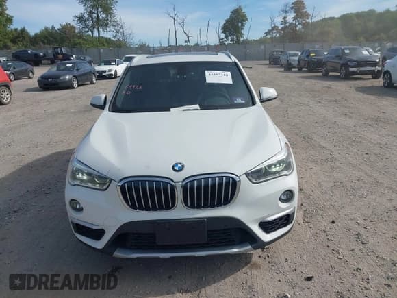 ✅ 2017 BMW X1 xDrive28i • VIN: WBXHT3C32H5F80843 • Lot: 43357310. Wystawiony na IAAI z przebiegiem 83 163 mil. Bezpłatny archiwum sprzedaży aukcyjnych z USA i szczegółowy raport historii pojazdu na DreamBid. Zdjęcie 12.