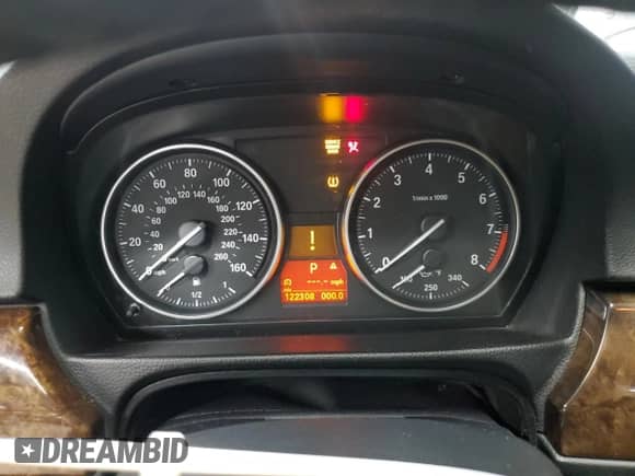 2009 BMW 3 Series 328i xDrive с VIN WBAWC33549PU83276, выставлен на аукционе Copart как лот 85281895 с пробегом 122 308 миль миль и Списание • Salvage title. История ставок и продаж доступна на DreamBid. Изображение 9.