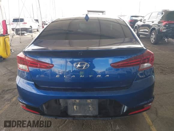 2020 Hyundai Elantra SEL z VIN 5NPD84LF1LH580044, wystawiony jako IAAI lot #43242807 z przebiegiem 83 809 mil mil oraz . Historia ofert i sprzedaży dostępna na DreamBid. Obrazek 17.
