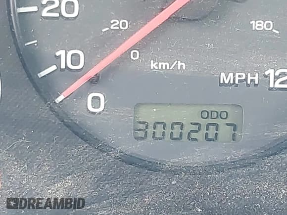 ✅ 2000 Subaru Legacy Outback • VIN: 4S3BH6650Y7634323 • Lot: 43758502. Listed on IAAI with 300,207 mi. Free auction sales archive from the USA and detailed vehicle history report at DreamBid. Image 7.