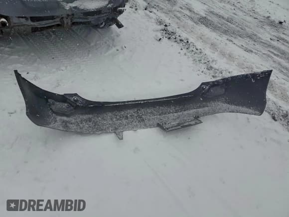 ✅ 2013 Toyota RAV4 XLE • VIN: JTMRFREV8DD035530 • Lot: 94348815. Wystawiony na Copart z przebiegiem 154 260 mil. Bezpłatny archiwum sprzedaży aukcyjnych z USA i szczegółowy raport historii pojazdu na DreamBid. Zdjęcie 13.