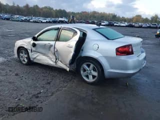 ✅ 2012 Dodge Avenger SE • VIN: 1C3CDZAB0CN237797 • Лот: 75611024. Опубликован ранее на Copart с пробегом 112 657 миль. Бесплатный доступ к архиву аукционных продаж из США и подробный отчёт об истории автомобиля на DreamBid. Изображение 2.