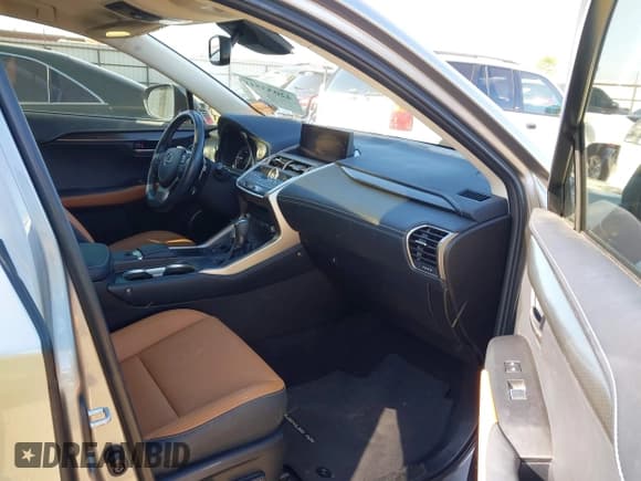 ✅ 2021 Lexus NX 300 • VIN: JTJGARBZ3M2183459 • Лот: 42033519. Опубликован ранее на IAAI с пробегом 31 386 миль. Бесплатный доступ к архиву аукционных продаж из США и подробный отчёт об истории автомобиля на DreamBid. Изображение 5.