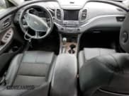 ✅ 2015 Chevrolet Impala LT • VIN: 1G1125S38FU131075 • Lot: 72930744. Wystawiony na Copart z przebiegiem 266 056 mil. Bezpłatny archiwum sprzedaży aukcyjnych z USA i szczegółowy raport historii pojazdu na DreamBid. Zdjęcie 8.