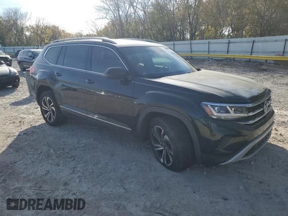 ✅ 2021 Volkswagen Atlas SEL Premium • VIN: 1V2TR2CA6MC588220 • Lot: 91697795. Listed on Copart with 42,711 mi. Free auction sales archive from the USA and detailed vehicle history report at DreamBid. Image 4.