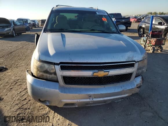 ✅ 2012 Chevrolet Suburban LT • VIN: 1GNSCJE02CR128178 • Лот: 86620685. Опубликован ранее на Copart с пробегом 304 051 миль. Бесплатный доступ к архиву аукционных продаж из США и подробный отчёт об истории автомобиля на DreamBid. Изображение 5.