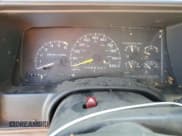 ✅ 1996 Chevrolet Silverado 1500 • VIN: 1GCEK14R0TZ215568 • Лот: 92440775. Опубликован ранее на Copart с пробегом 206 842 миль. Бесплатный доступ к архиву аукционных продаж из США и подробный отчёт об истории автомобиля на DreamBid. Изображение 9.