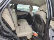 ✅ 2017 Hyundai Santa Fe 2.4L • VIN: 5NMZU3LB3HH008650 • Lot: 86128685. Wystawiony na Copart z przebiegiem 150 662 mil. Bezpłatny archiwum sprzedaży aukcyjnych z USA i szczegółowy raport historii pojazdu na DreamBid. Zdjęcie 10.