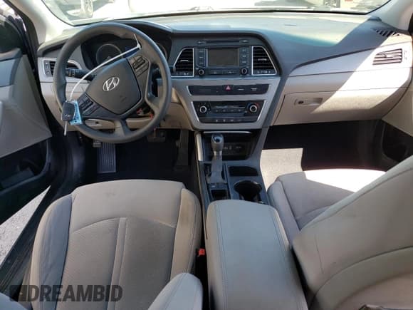 ✅ 2015 Hyundai Sonata Eco • VIN: 5NPE24AA1FH128001 • Lot: 45022933. Listed on Copart with 47,689 mi. Free auction sales archive from the USA and detailed vehicle history report at DreamBid. Image 8.