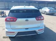 ✅ 2017 Kia Niro EX • VIN: KNDCC3LC5H5036082 • Lot: 43502850. Wystawiony na IAAI z przebiegiem 109 326 mil. Bezpłatny archiwum sprzedaży aukcyjnych z USA i szczegółowy raport historii pojazdu na DreamBid. Zdjęcie 16.
