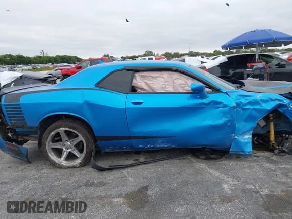 ✅ 2016 Dodge Challenger R/T Plus • VIN: 2C3CDZBT2GH153146 • Lot: 41269202. Listed on IAAI with 80,573 mi. Free auction sales archive from the USA and detailed vehicle history report at DreamBid. Image 13.