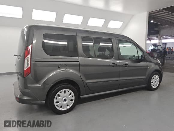 ✅ 2017 Ford Transit Connect XLT • VIN: NM0GE9F73H1325558 • Lot: 58307745. Listed on Copart with 98,670 mi. Free auction sales archive from the USA and detailed vehicle history report at DreamBid. Image 3.