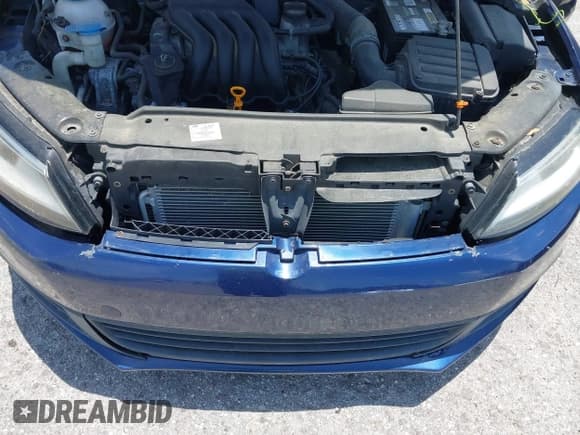 ✅ 2012 Volkswagen Jetta S • VIN: 3VW2K7AJ1CM405155 • Lot: 42563571. Wystawiony na IAAI z przebiegiem 129 221 mil. Bezpłatny archiwum sprzedaży aukcyjnych z USA i szczegółowy raport historii pojazdu na DreamBid. Zdjęcie 6.