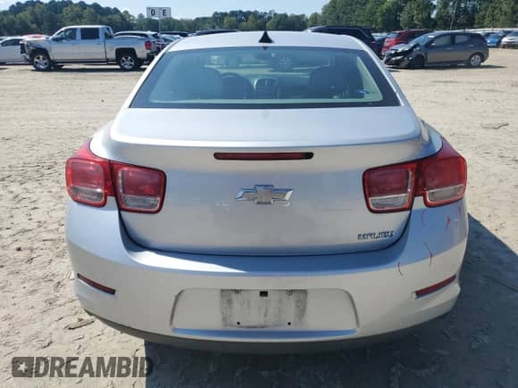 ✅ 2013 Chevrolet Malibu LS • VIN: 1G11A5SA2DF137960 • Lot: 81002105. Wystawiony na Copart z przebiegiem 179 729 mil mil. Skorzystaj z bezpłatnego archiwum sprzedaży aukcyjnych z USA i zobacz szczegółowy raport historii pojazdu na DreamBid. Zdjęcie 6.