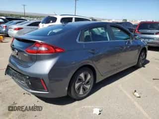 2019 Hyundai Ioniq SEL z VIN KMHC75LC3KU131717, wystawiony jako Copart lot #70757243 z przebiegiem 68 001 mil mil oraz . Historia ofert i sprzedaży dostępna na DreamBid. Obrazek 3.