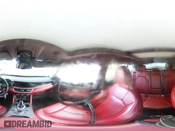 ✅ 2021 Alfa Romeo Stelvio Ti • VIN: ZASPAKBNXM7D11374 • Lot: 82537685. Wystawiony na Copart z przebiegiem 60 125 mil. Bezpłatny archiwum sprzedaży aukcyjnych z USA i szczegółowy raport historii pojazdu na DreamBid. Zdjęcie 15.