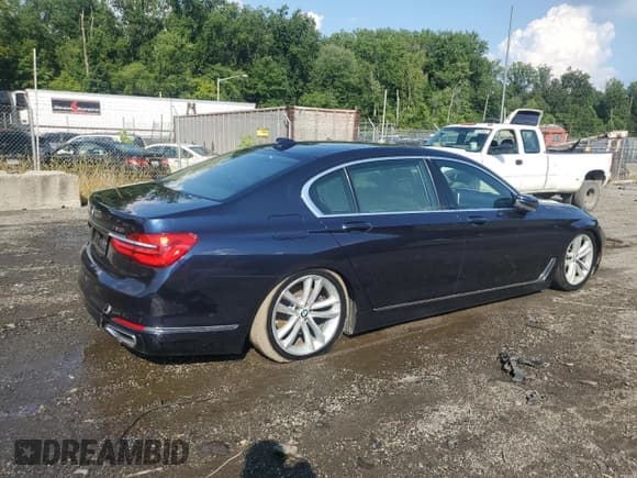 ✅ 2016 BMW 7 Series 750i xDrive • VIN: WBA7F2C54GG418169 • Lot: 69244195. Listed on Copart with 100,392 mi. Free auction sales archive from the USA and detailed vehicle history report at DreamBid. Image 3.