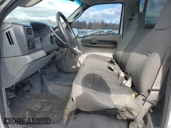 ✅ 2004 Ford F-250 • VIN: 1FDNF20L44EC48833 • Lot: 92880745. Listed on Copart with 314,602 mi. Free auction sales archive from the USA and detailed vehicle history report at DreamBid. Image 7.